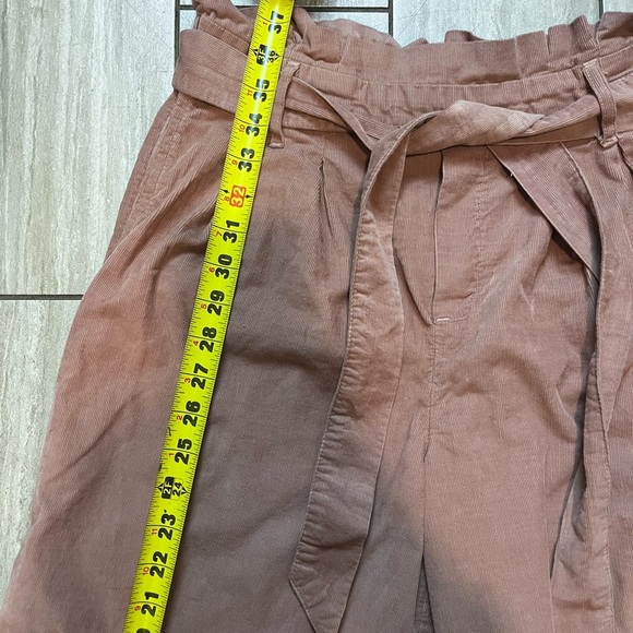 American Eagle AE High Waisted Belted Wide Leg Paper Bag Pants Size Medium - Picture 2 of 7